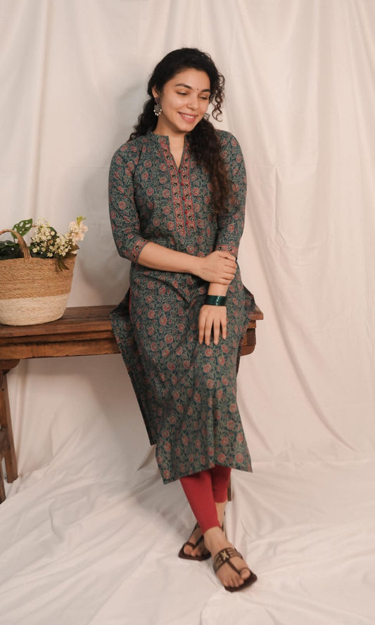 Designer Kurthi(Code-1523 BK)